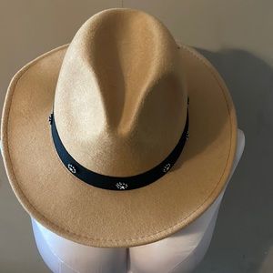 Marc and Mel hats NWOT